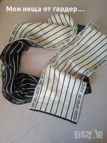 Шал Guess двуцветен,вълнен