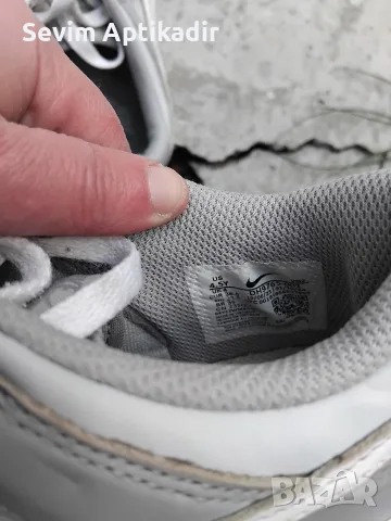 Оргинални маратонки Nike , снимка 4 - Детски маратонки - 56614953
