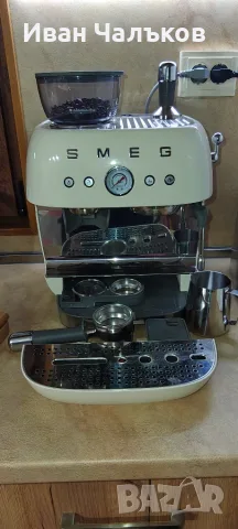 Висок клас кафемашина SMEG, снимка 2 - Кафемашини - 56621229