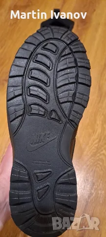 Зимни маратонки/боти Nike, снимка 4 - Маратонки - 56584859