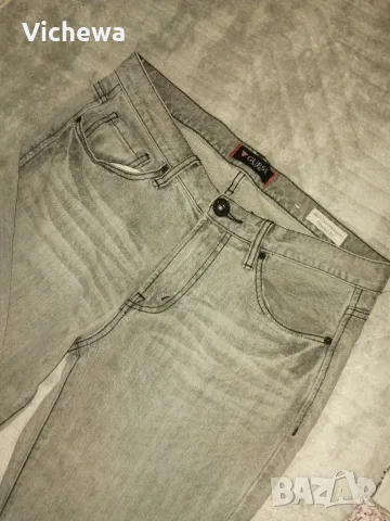 Дънки на марката guess, снимка 2 - Дънки - 56580051