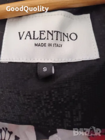 Valentino- оригинално яке с пух, снимка 4 - Якета - 56573267