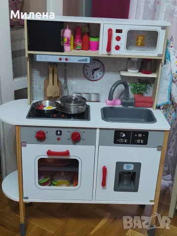 Дървена кухня Лидл с аксесоари, снимка 2 - Играчки за стая - 56739099