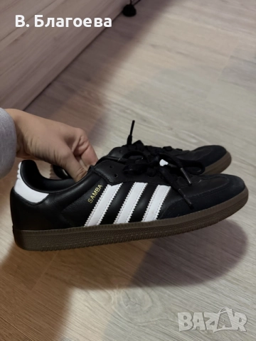 Продавам Adidas Samba
