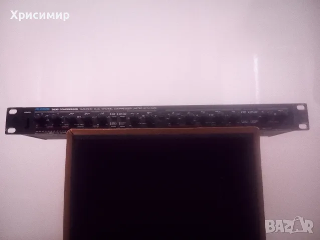 Аналогов компресор Alesis 3630