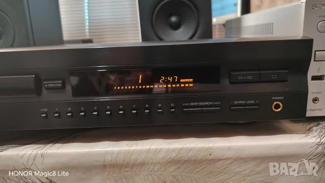 Компакт диск плеър Yamaha CDX-496, снимка 3 - Аудиосистеми - 56638789