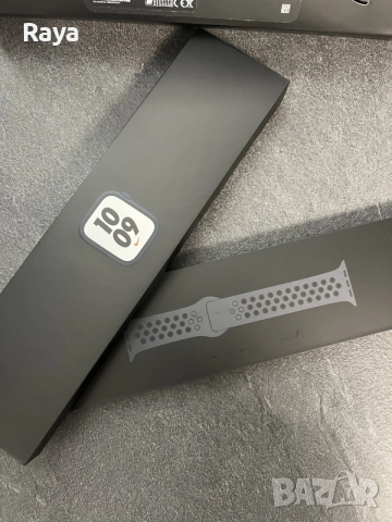 Apple Watch Series 7 Nike edition, снимка 3 - Смарт часовници - 56730628