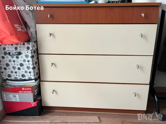 Продавам 5 крилен гардероб и скрин, снимка 5 - Гардероби - 56711926