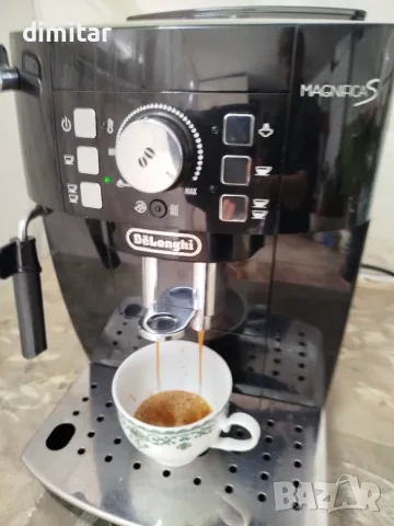 Кафе автомат DeLonghi Magnifica S , снимка 4 - Кафемашини - 56575144
