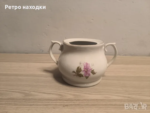 Порцеланова захарница с две дръжки