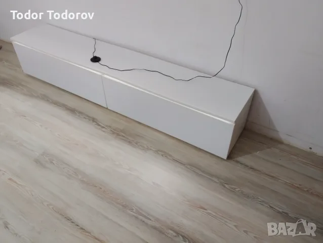 Tv shkaf perfekten, снимка 5 - Шкафове - 56653655
