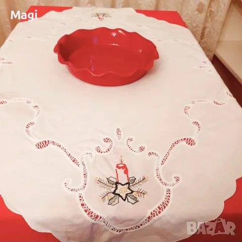 Коледна покривка, снимка 2 - Покривки за маси - 52662735