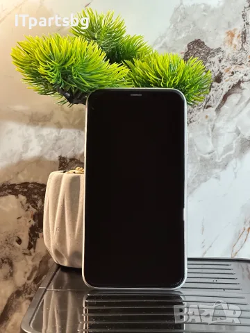 Apple iPhone XR 64GB – Бял цвят (White) – Отлично състояние