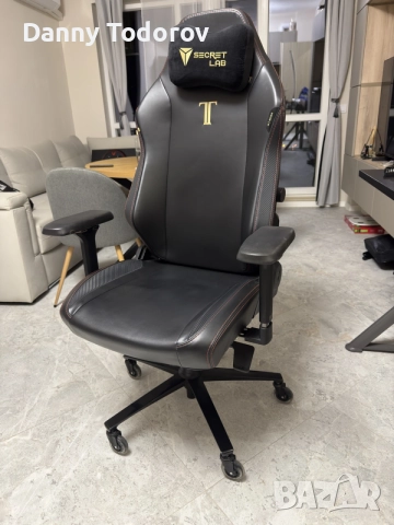 Secretlab TITAN Evo Regular Stealth – NEO Hybrid Leatherette