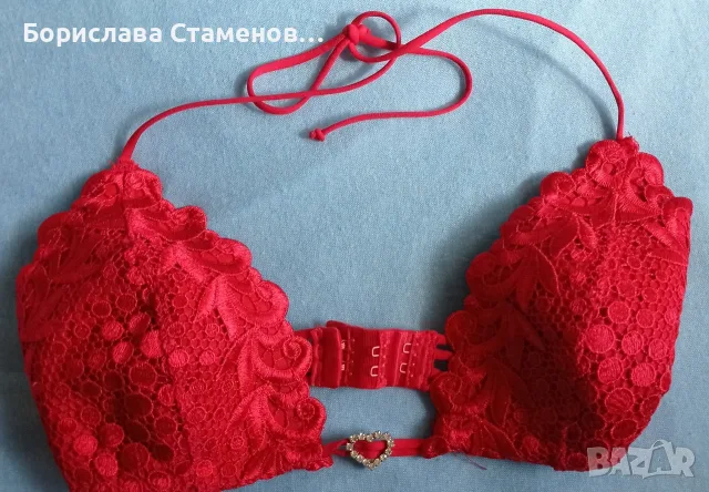 Сутиен в червено