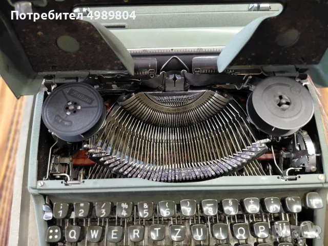 Olympia deluxe пишеща машина 1954та, снимка 3 - Антикварни и старинни предмети - 56647530