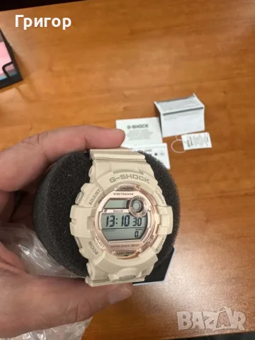 Продавам Дамски Casio G-Shock GMD-B800-4ER, снимка 4 - Дамски - 56705152