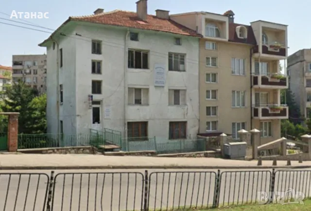 продавам етаж от къща  