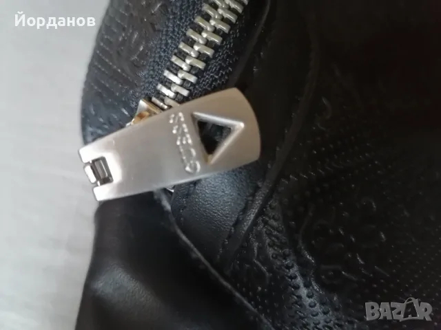 Чанта за кръста Guess, снимка 4 - Чанти - 56614918