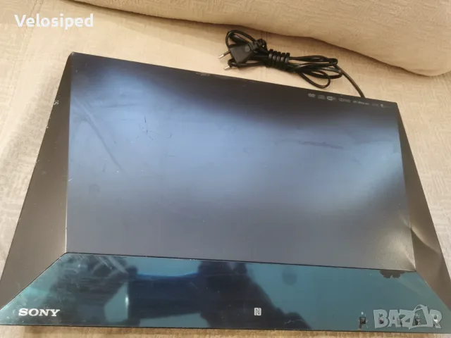 DVD Blueray SONY BDV-E6100, снимка 4 - Плейъри, домашно кино, прожектори - 56629146