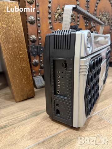 Радиокасетофони SANYO, снимка 5 - Радиокасетофони, транзистори - 56703871
