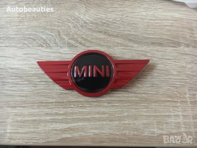 MINI Cooper червено с черно емблема лого нов стил, снимка 1 - Аксесоари и консумативи - 56580348