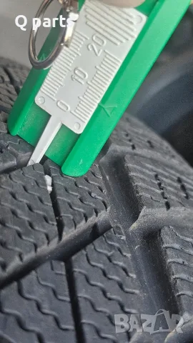 235 40 19 зимна гума 1бр. Pirelli dot 2019, снимка 4 - Гуми и джанти - 56636991