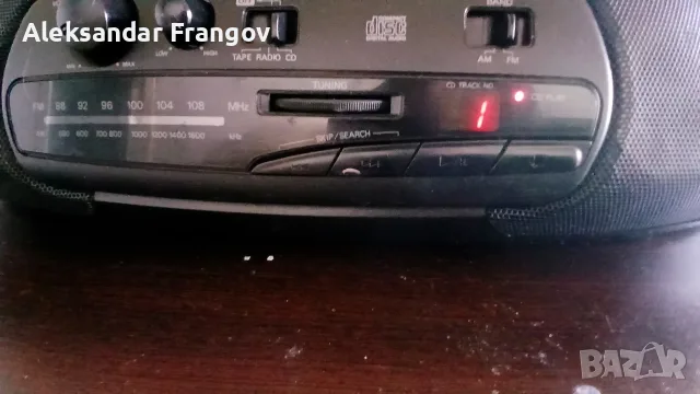 SANYO MCD - Z8F  радиокасетофон CD, снимка 8 - Радиокасетофони, транзистори - 56619911
