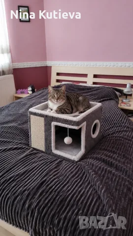 Котешка къщичка 2 в 1 с драскалка и легло