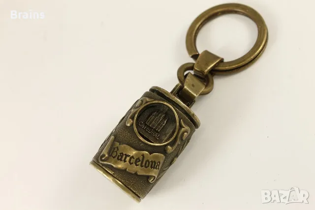 Ретро Сувенирен Ключодържател От Месинг Посветен На Град Барселона, Испания