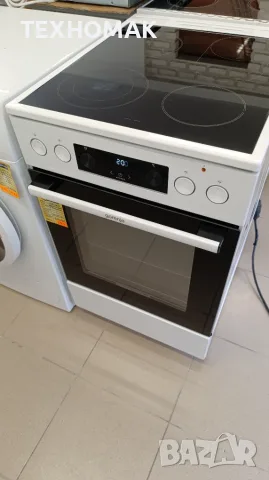 Свободностояща фурна GORENJE с керамичен плот широка 50 см. 