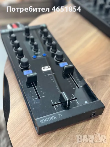 Native instruments z1, снимка 4 - Ресийвъри, усилватели, смесителни пултове - 56632810