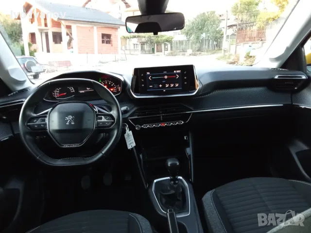 Пежо 208 1.5 HDI , снимка 9 - Автомобили и джипове - 56552993