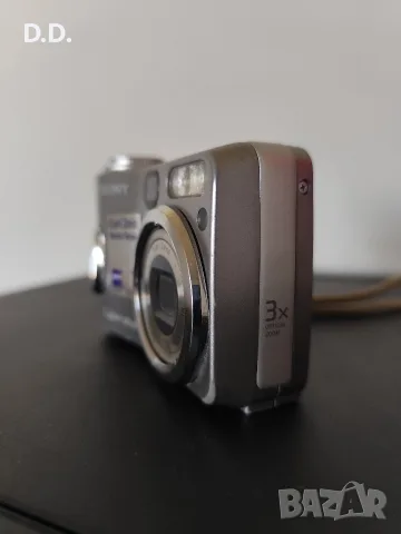 Sony Cybershot DSC S-60, снимка 2 - Фотоапарати - 56594833
