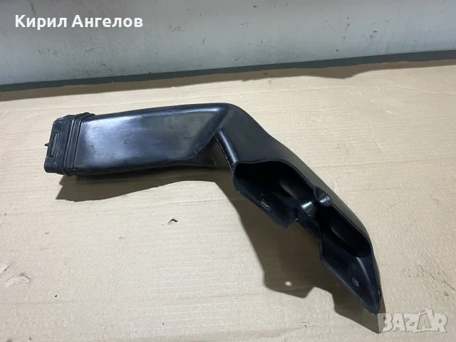 Въздуховод от Audi 100 C4 2.3 