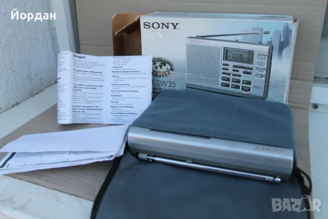 Радио ''Sony ICF-SW35'', снимка 2 - Радиокасетофони, транзистори - 56740859
