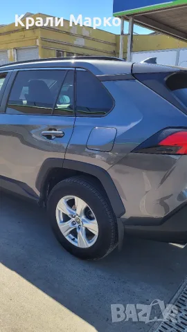 TOYOTA RAV4 XLE 2021, снимка 3 - Автомобили и джипове - 56023711