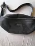 Чанта за кръста Guess, снимка 1