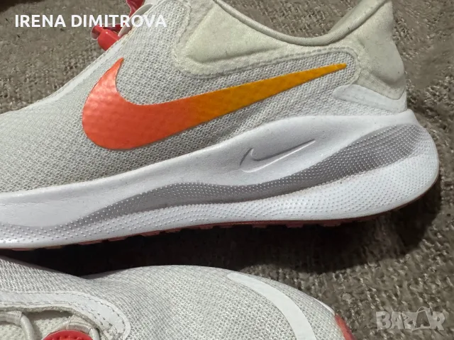  Nike running номер 42.