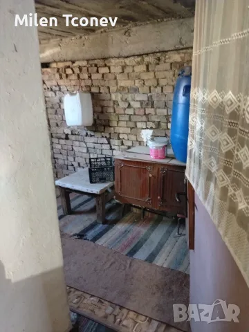 Продавам Просторна къща