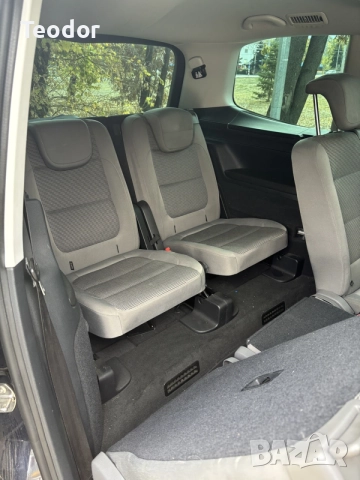 VW Sharan 2.0TDI Highline
, снимка 15 - Автомобили и джипове - 56556784