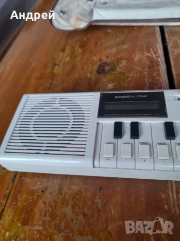 Стар синтезатор Casio VL-10, снимка 3 - Синтезатори - 56627749