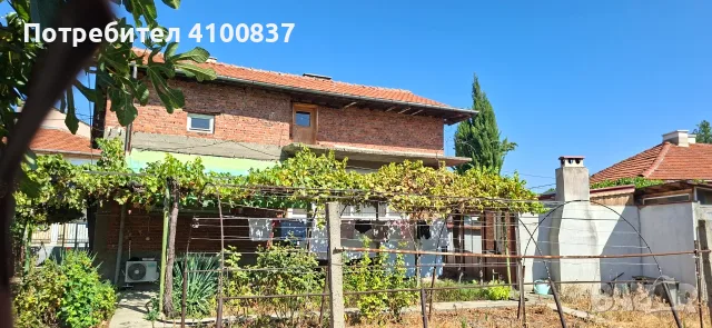 Продава масивна двуетажна с дворр , снимка 8 - Къщи - 56585628
