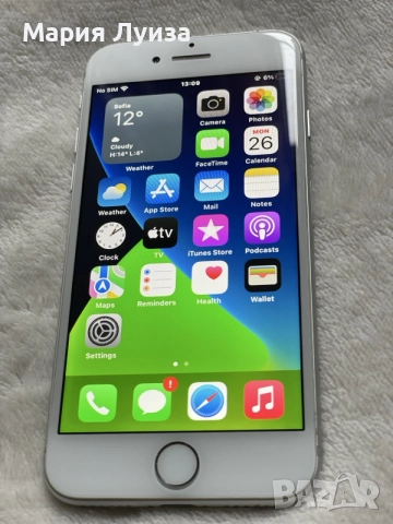 iPhone 7 Silver 128GB 98% Battery Health