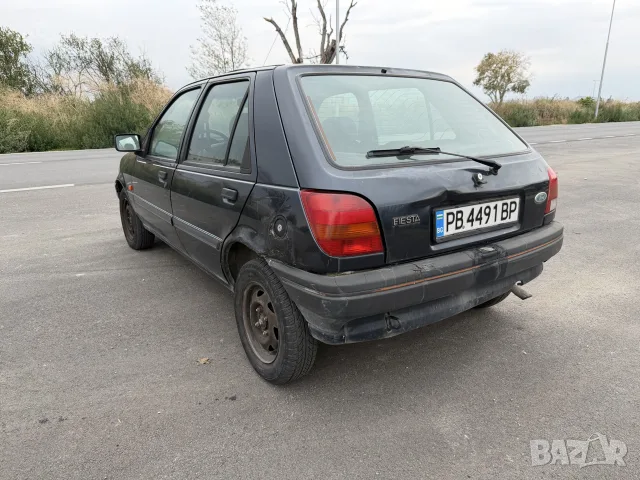 Ford Fiesta 1.3 Бензин, снимка 3 - Автомобили и джипове - 56658514