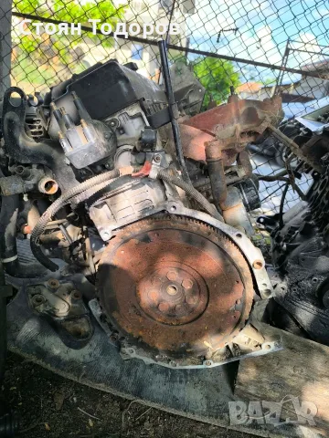 двигател за Renault safrane 2.0 i, снимка 2 - Части - 56524599