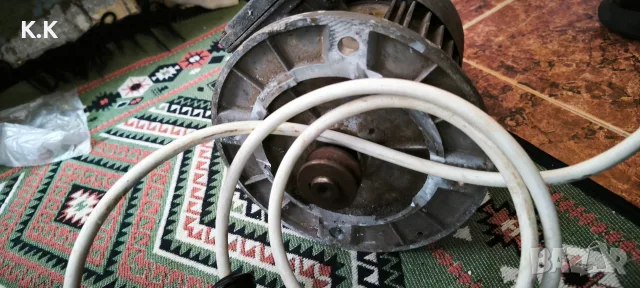 Трифазен Ел Мотор 0.37KW, снимка 4 - Електродвигатели - 56553145