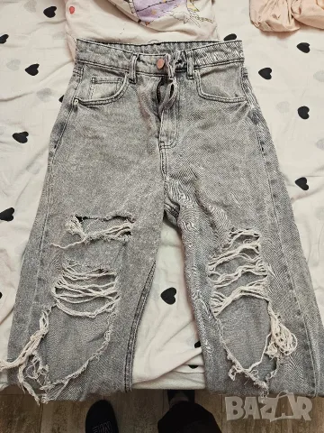 ДАМСКИ ДЪНКИ BERSHKA , снимка 2 - Дънки - 56742954