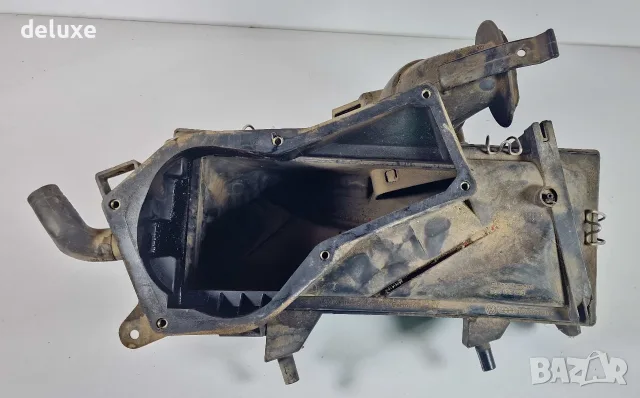 Кутия Въздушен Филтър Audi 80 1.8 Ауди 80 1.8 026133837G