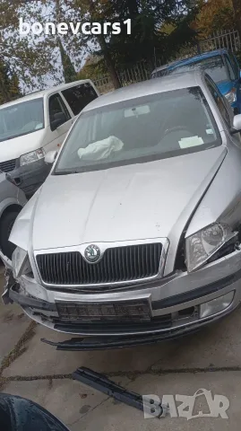 Продавам шкода октавия 2007  1,9 77кв  105 кс колата е за части